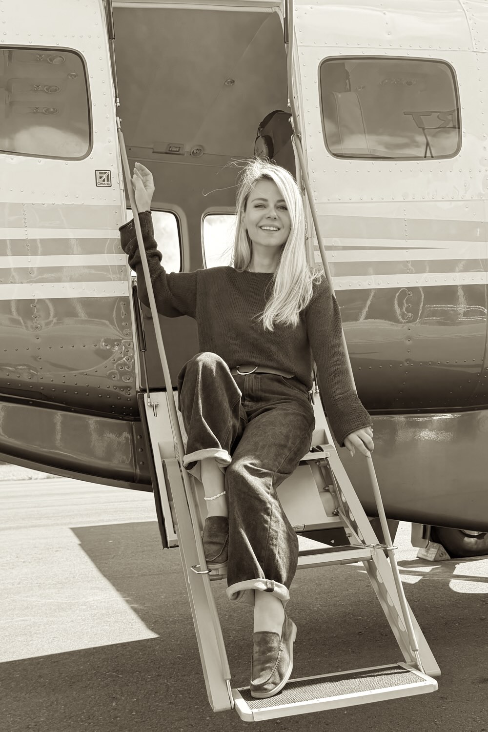 Laura Ferati in a luxury setting